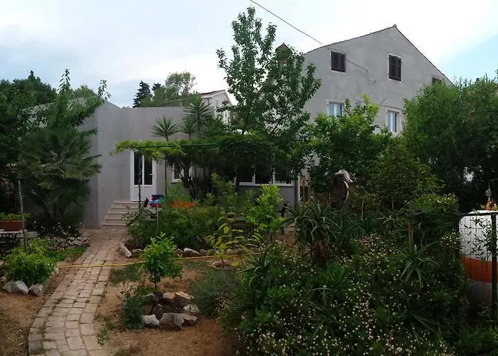 Apartament Mirjana Nerezine