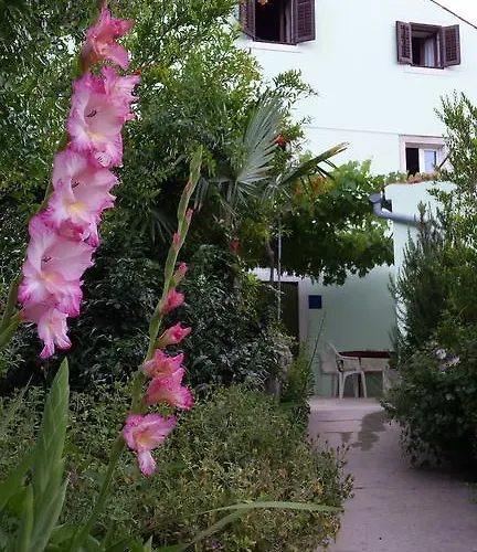 Apartamento Mirjana Nerezine