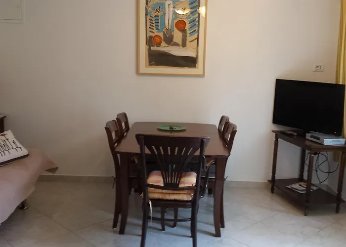 Mirjana Apartament *